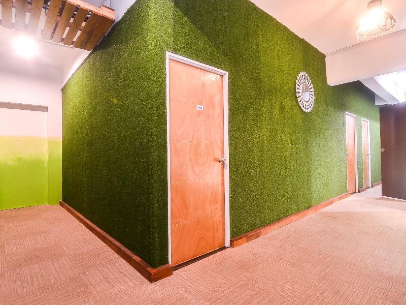 Oyo 1119 Memoire Express Hotel Кучінг Екстер'єр фото