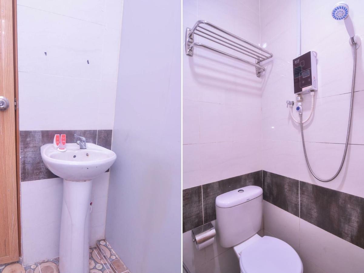 Oyo 1119 Memoire Express Hotel Кучінг Екстер'єр фото